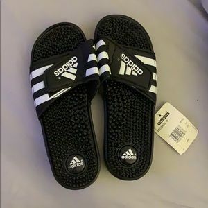 Women’s Adidas slides